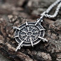 Load image into Gallery viewer, Norse Viking Vegvisir Pendant Necklace
