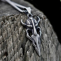 Load image into Gallery viewer, vintage norse viking raven helmet pendant
